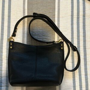 COPY - NWOT HOBO black Pier Small Crossbody
